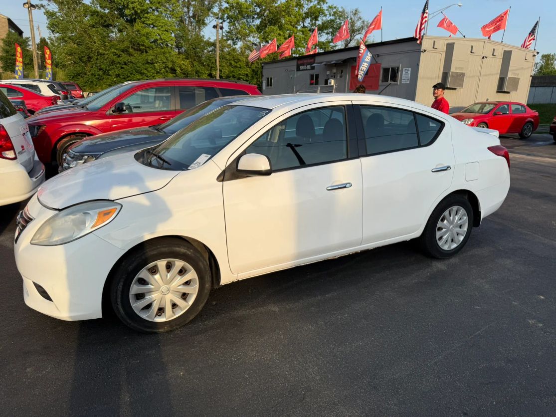 nissan versa sedan 2014 3N1CN7AP7EK446779 image nissan versa sedan 2014 3N1CN7AP7EK446779 image
